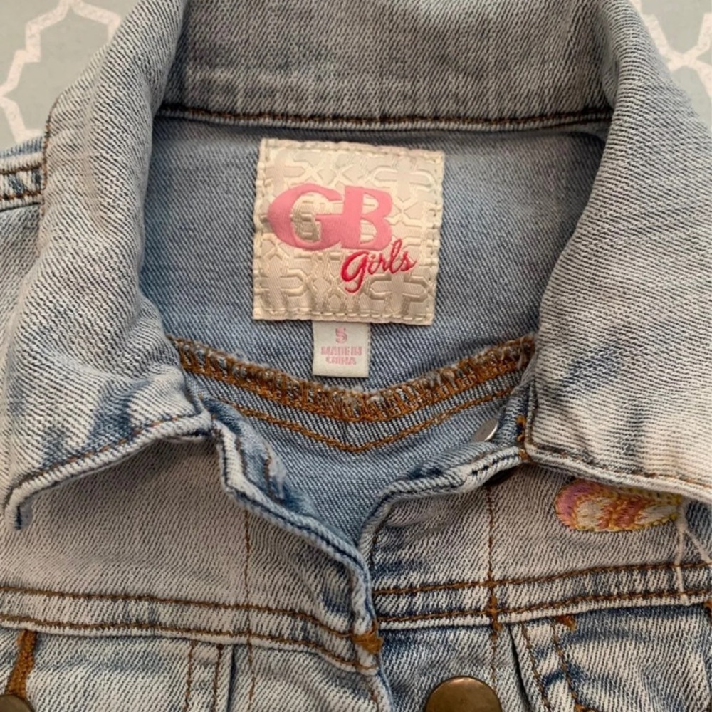 Jean jacket size 5 - Picture 3 of 5